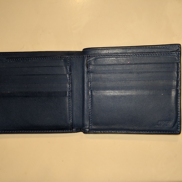 Fendi Wallet - Picture 3 of 6